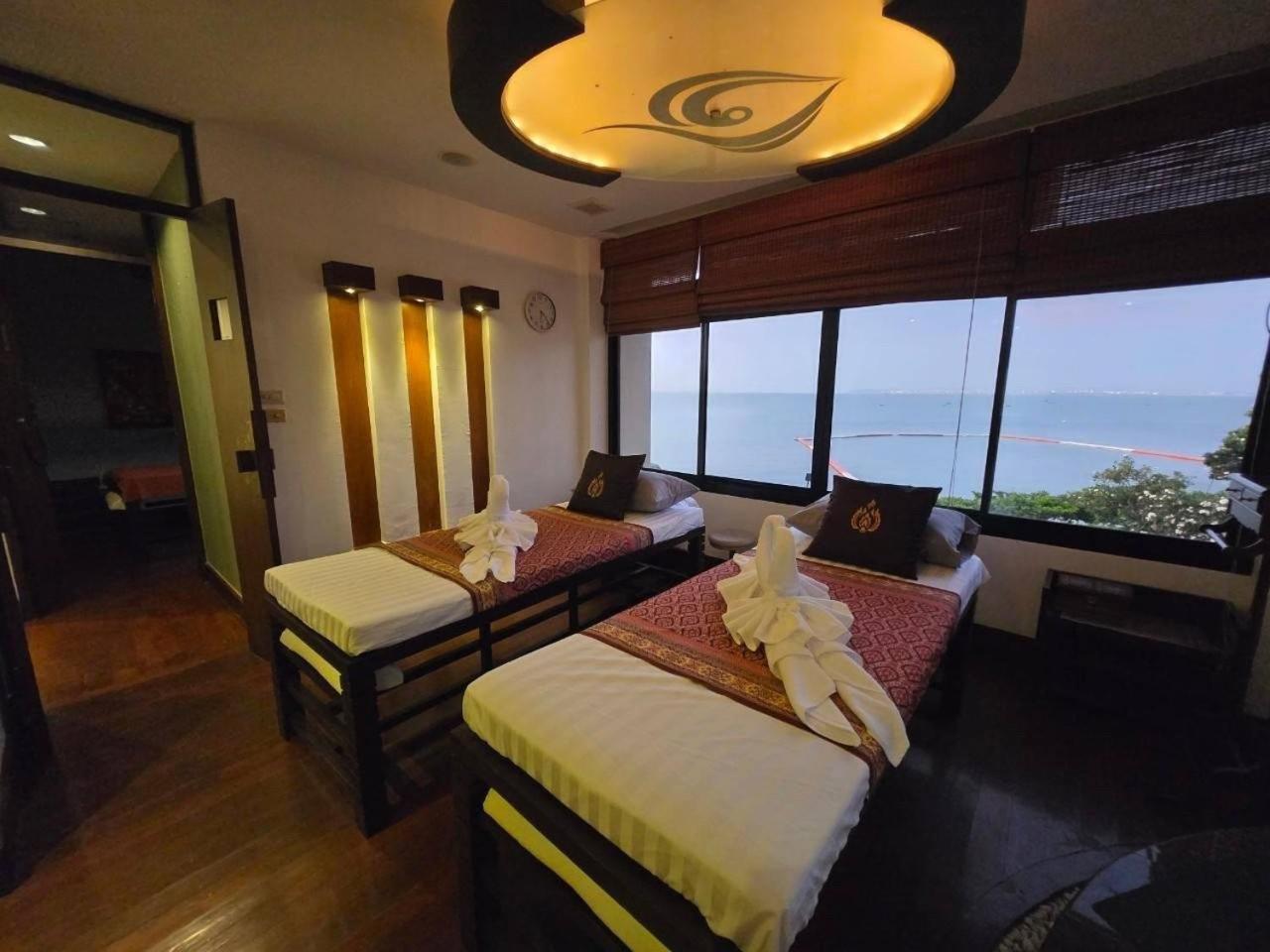 Garden Cliff Resort And Spa Pattaya Exteriér fotografie